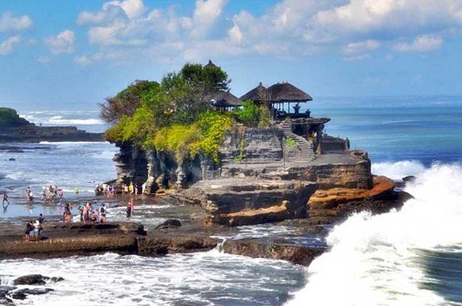Half Day Tour: Tanah Lot Sunset & Taman Ayun Temple Included Entrance Ticket - Booking advice and cancellation terms
