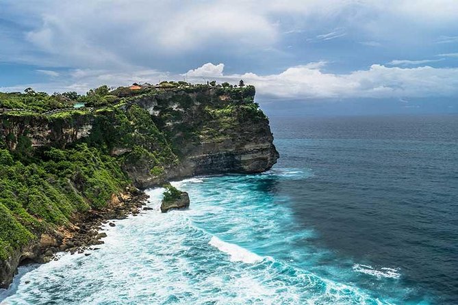 Halfday Tour:Uluwatu Temple,Kecak Dance and Dinner Jimbaran Beach with Transport - Who Will Get the Most From This Evening