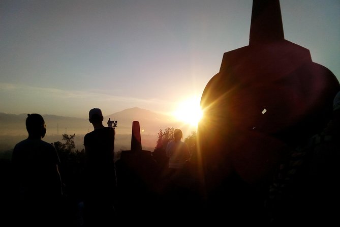 Hill's Sunrise and Temples Tour from Yogyakarta - Borobudur before breakfast