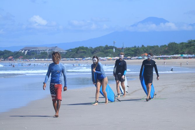 HOT PROMO. Beginner Surf Lessons in Bali - Equipment, lockers, showers, and the practical extras