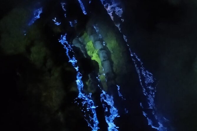 Ijen Crater Tour - Guides who make the difference
