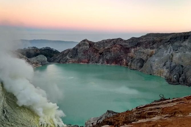 Ijen Crater Tour - The early pickup from Banyuwangi or Ketapang Port