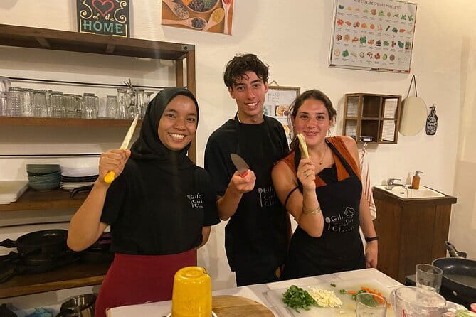 Indonesian Food Cooking Class of Gili Air - Choosing between three Indonesian menus