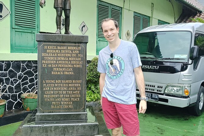Jakarta Half-Day Sightseeing Tour To Modern City and Old Town - Sunda Kelapa and the phinisi ships