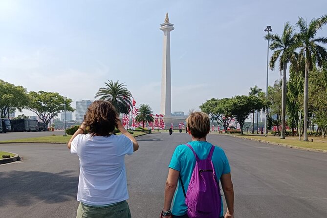 Jakarta Half Day Visit The Monument with Highlight City Tour - What the guide and vehicle add to the price