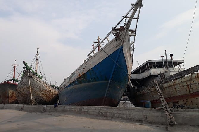 Jakarta Highlight Places with Multilingual Guide - Two hours in Jakarta Old Town