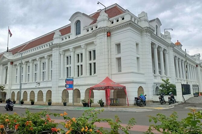 Jakarta Indonesian Culture in half Day - The Indonesian museum and the value of a guide