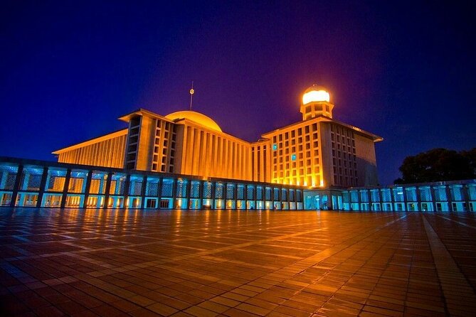 Jakarta Night Tour : Enjoyable Night time in Jakarta (Hotel Pick-up) - Martabak and the food streets of Mangga Besar