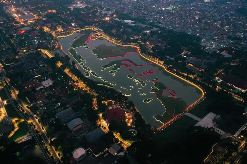Jakarta: Taman Mini Indonesia Cultural Park Entry Ticket - Museums and exhibits: budget for the extras