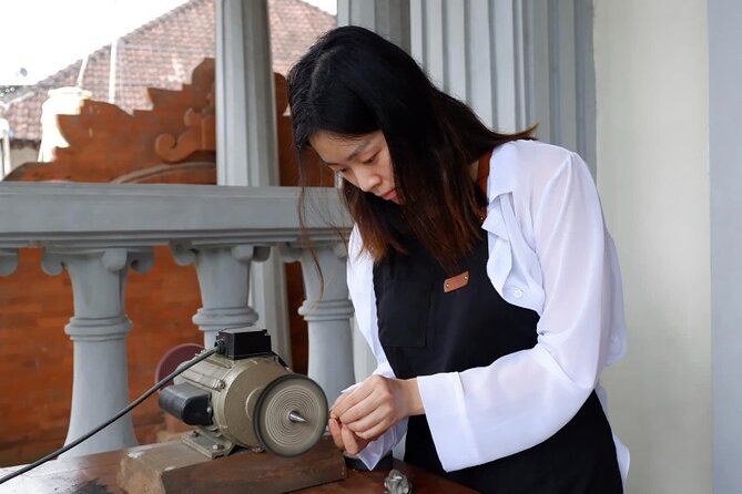 Jewelery Making Class with Own Design - Why Celuk Makes Sense for a Jewelry Class