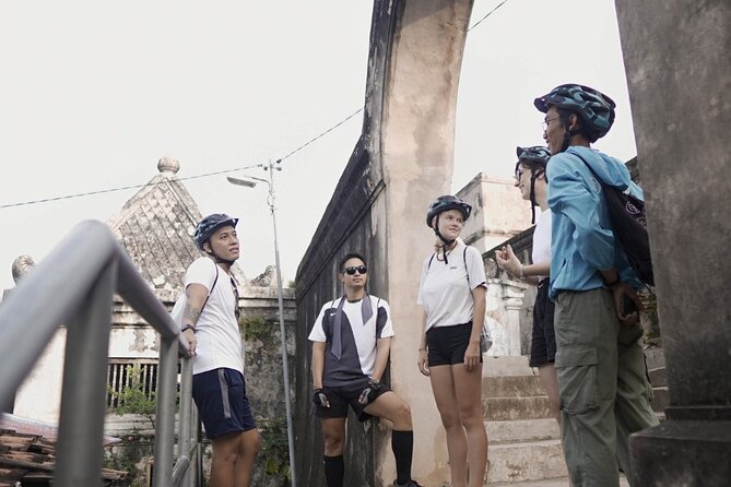 Jogja Hidden Gems - Cycling Tour - Kampung Streets and Ordinary City Life