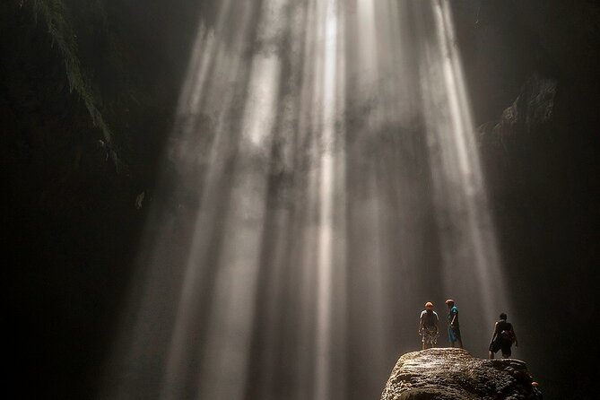 Jomblang Cave With cave Pindul River Tubing one day tour - Why you should arrive early at Jomblang