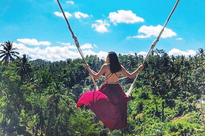 Jungle Swing - Volcano - Water Temple - Monkey Forest and Waterfall Tour - Sacred Monkey Forest: An Atmospheric Finish