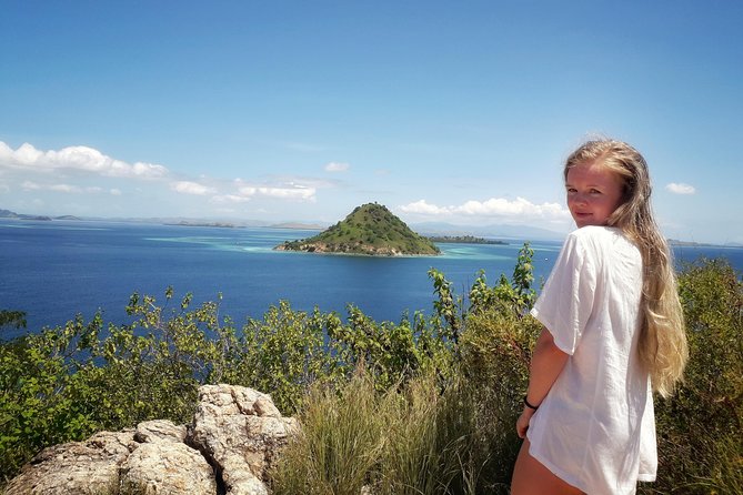 Komodo Tour 3D/2N Live on Board -Join Group Category-Share Cabin - Day three: sandbars, manta rays, and Kanawa