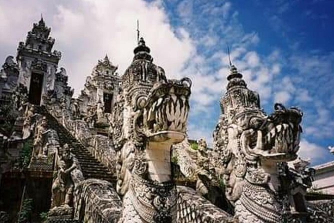 Lempuyang Temple Entrance Ticket All Inclusive - How the experience is rated