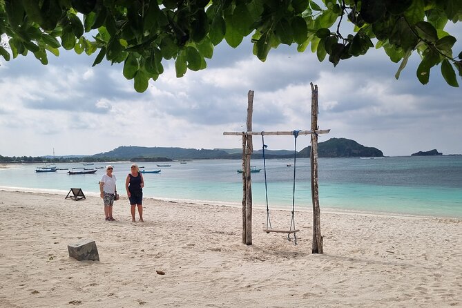 Lombok Private Customize Tour - Booking, weather, and cancellation details
