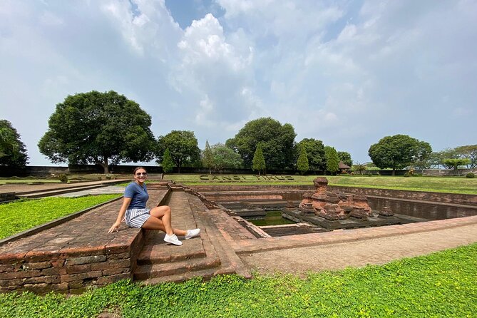 Majapahit Heritage Archaelogy tour via surabaya - Starting from Surabaya in a private vehicle