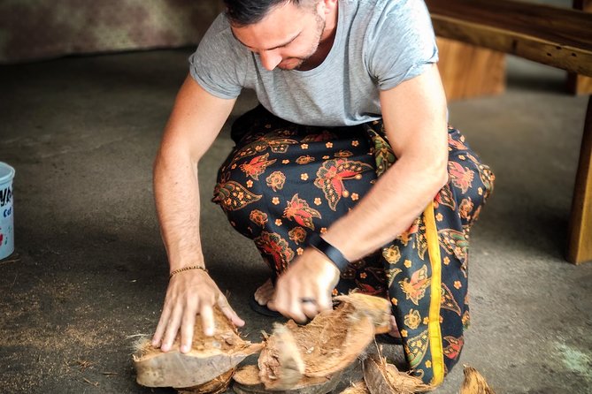 Make Traditional Bali Coconut Oil with a Balinese Family - What the $27 price delivers