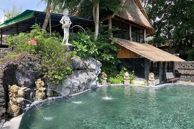 Monkey Forest, Holy Water Temple & Hot Springs Tours - Tirta Empul: A Chance to Join the Cleansing Ritual