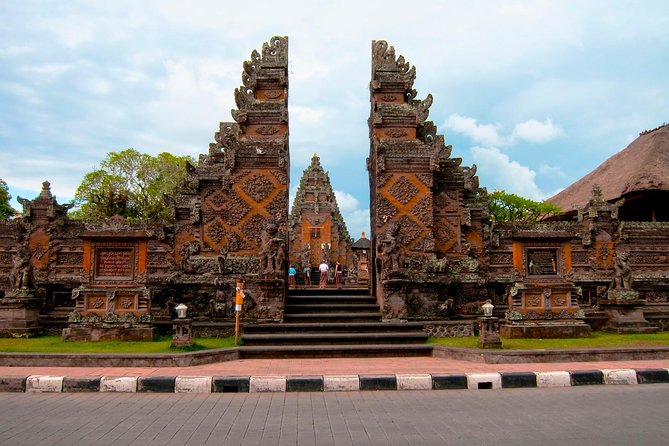 Monkey Forest, Ubud, Waterfall and Rice Terrace - Tegenungan Waterfall and time to swim