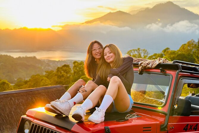 Mount Batur Jeep Sunrise by 4WD with Breakfast - Photos without leaving someone behind