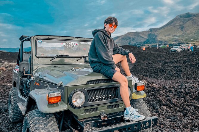 Mount Batur Jeep Sunrise & Hot Spring - All Inclusive Tour - Breakfast, coffee, and a practical pause