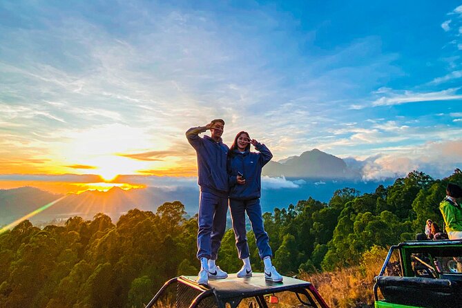 Mount Batur Jeep Sunrise Tour - All Inclusive - Sunrise from the slopes, not the crater rim