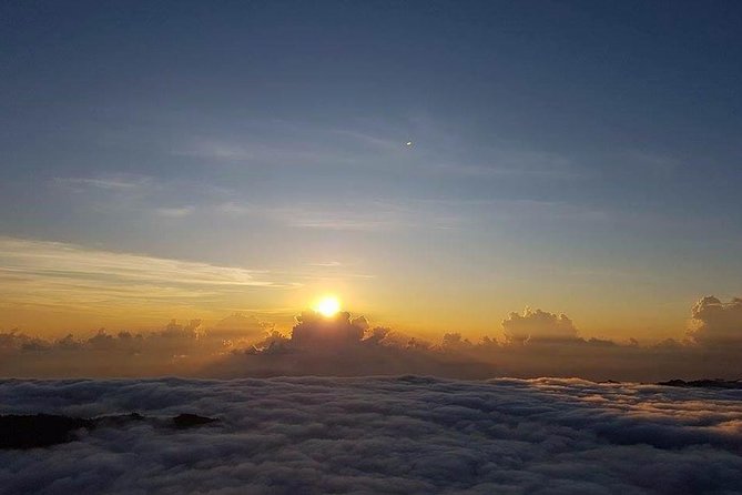 Mount Batur Sunrise Hike and Hidden Waterfall - Sunrise, views, and breakfast at the top