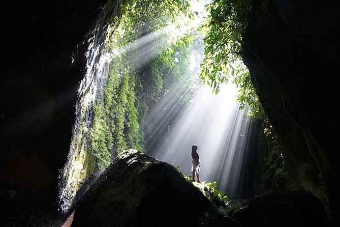 Mount Batur Sunrise Trekking and Hidden Waterfall - Climbing Mount Batur by flashlight