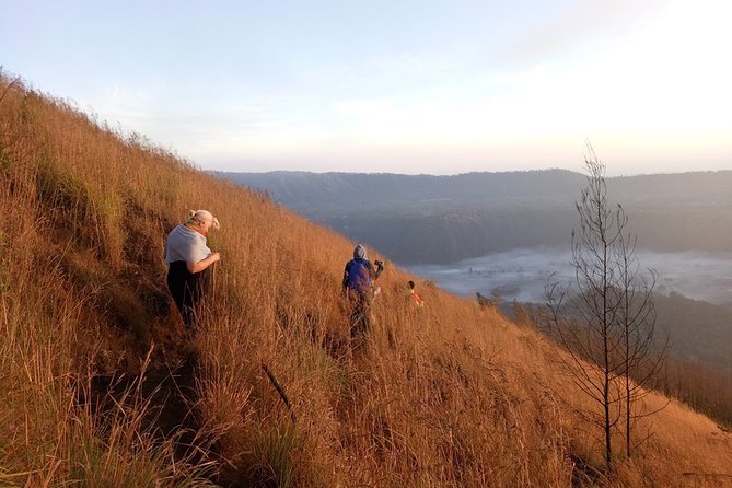 Mount Batur Sunrise Trekking Guide - Sunrise at the Kintamani Summit