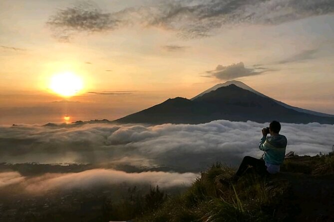 Mount Batur Sunrise Trekking with Natural Hot Spring - Climbing Mount Batur before sunrise