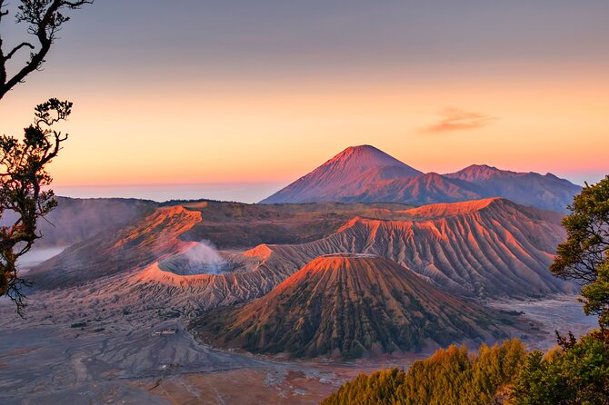 Mount Bromo Sunrise – Exclusive Guided Tour (All-Inclusive) - Waiting for dawn near Penanjakan