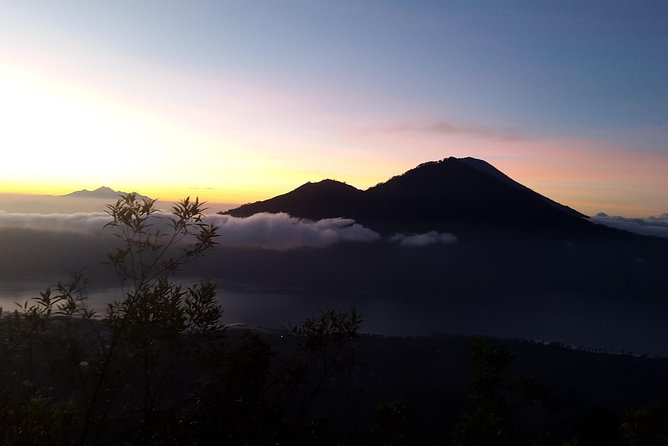 Mt Batur Sunrise, Breakfast & Natural Hot Springs - Sunrise at the summit
