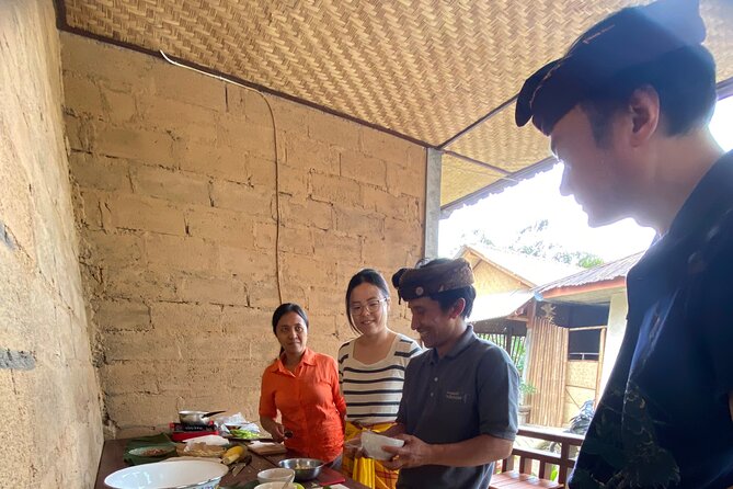 Munduk:authentic local Home cooking class - Four hours, private groups, and value at $41.24