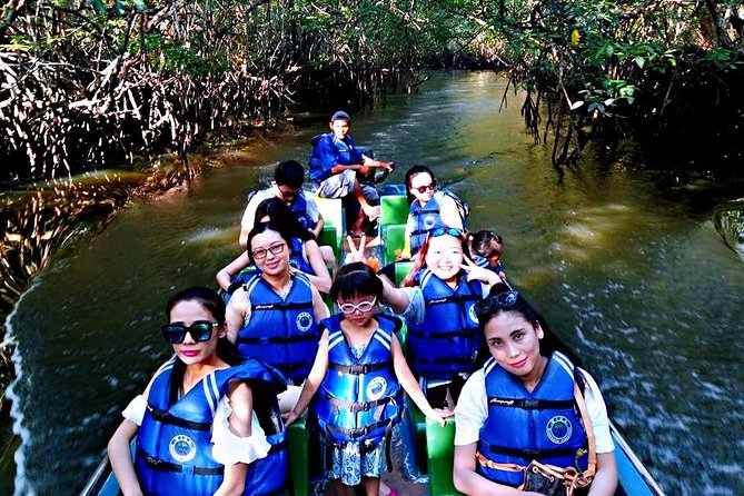 Northern Bintan Full Day Tour - Tanjung Uban town, temple, market, and supermarket