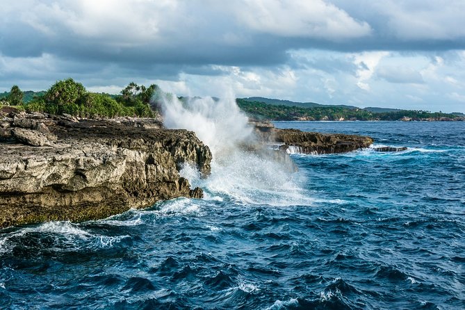 Nusa Lembongan Island: Snorkeling & Mangrove Forest Day Tour - A slower boat ride through the mangrove forest
