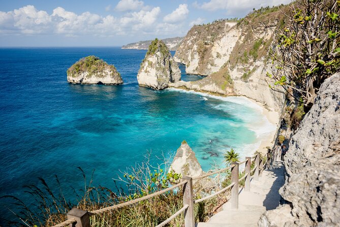 Nusa Penida 3 Fun Dives Boat Trip (For Certified Divers) - What the day at Purple Dive Penida looks like