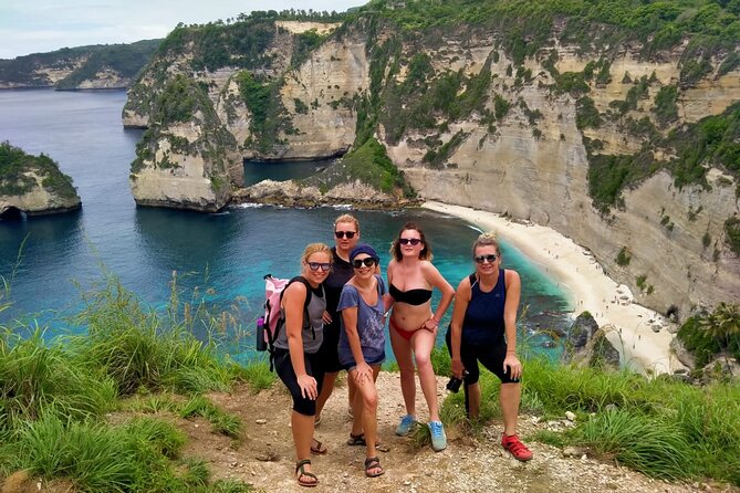 Nusa Penida Island Beach Tours Private All Inclusive - Guides, photos, and the private vehicle
