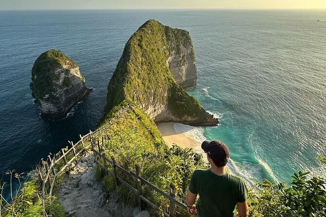Nusa Penida Island, Instagram Tour & Private Car Service - Kelingking Cliff and the T-Rex view