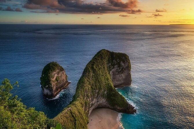 Nusa Penida Island, Instagram Tour & Private Car Service - Guides, photography, and the handoff system