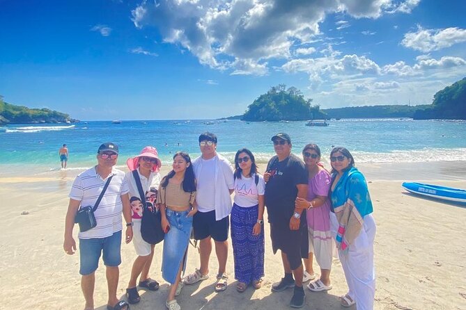 Nusa Penida Land Tour and 4 Points Snorkeling with Manta - Lunch After the Main Cliff View