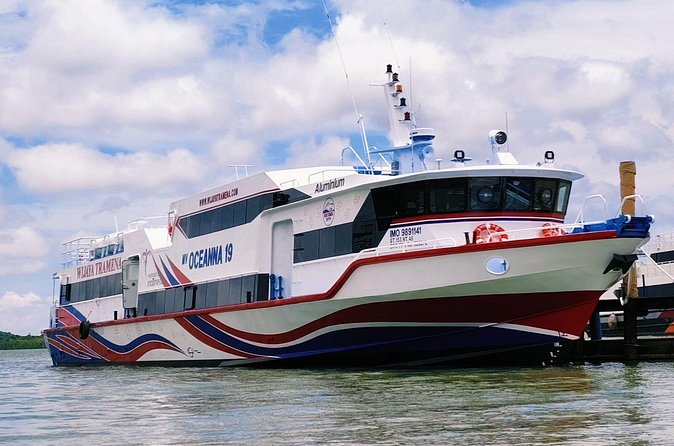 One way fast Boat between Padangbai and Gili Islands or Lombok - Communication is one of the strongest features