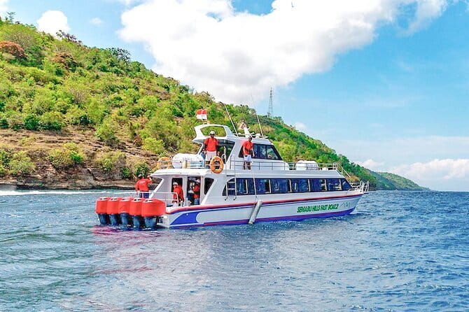 One-way Ticket Fast Boat from Sanur Bali or Nusa Lembongan - The ride across the Bali Strait