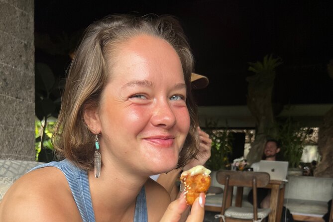 Plant Based Food Tour in Ubud - Moksa Restaurant begins the tasting