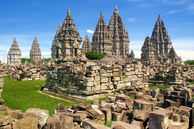 Prambanan Private Tour From Semarang Cruise Port - Entering the three great Prambanan temples