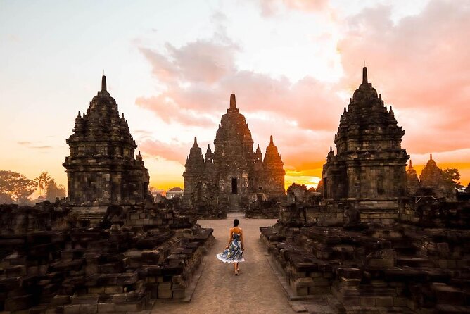 Prambanan Private Tour From Semarang Cruise Port - Lunch and the human side of the day