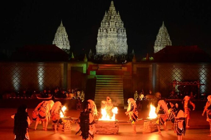 Prambanan Sunset and Ramayana Ballet with Dinner - Dinner near Prambanan before the curtain rises