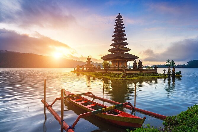 Private 3-day Tour Package: Bali's Top Sights - Day 1: Temples, waterfalls, and the Ubud heartland