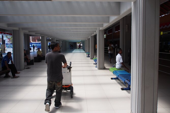 Private Arrival Transfer: Bali Airport to Ubud Area - What the Driver Adds to the First Hour