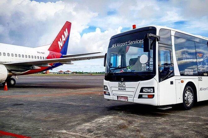 Private Bali Airport Arrival Transfer: Airport to Hotel (Arrival) - Meeting your driver at Ngurah Rai Airport